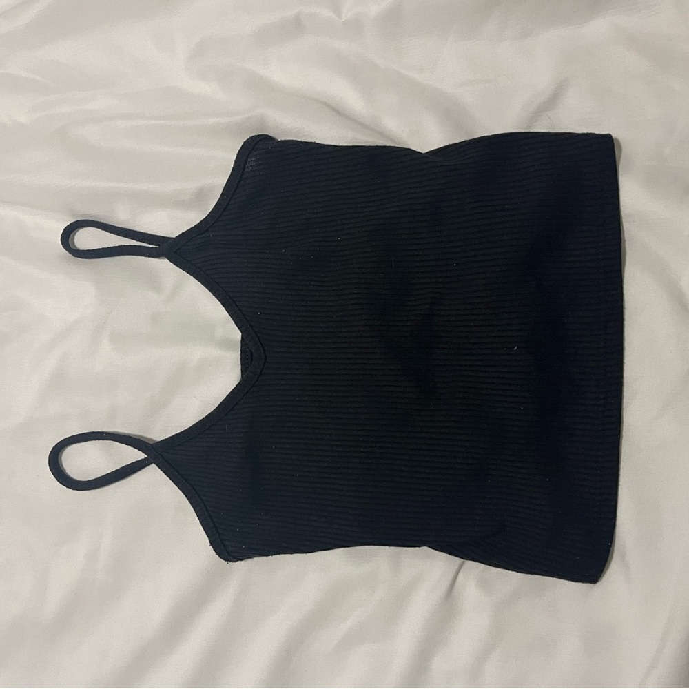 Black cropped ribbed tank top